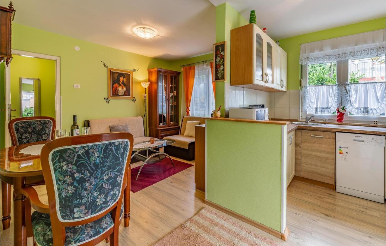 Nice Apartment In Premantura With Wifi Luaran gambar